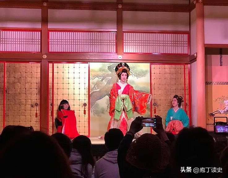 日本红灯光街干什么的,日本红灯光街都有什么项目