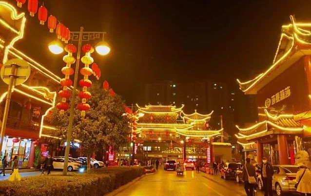 成都重庆九寨沟旅游攻略自由行,70-80岁老人旅游攻略成都