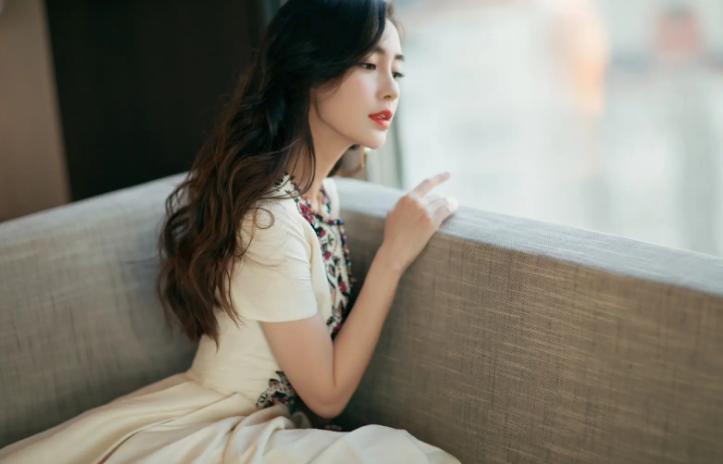 杨颖的颜值从低谷到神坛,杨颖的盛世颜值