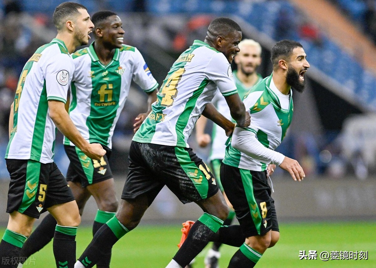 西超杯-疯狂6-4！莱万、法蒂进球,特狮王2次扑点,巴萨决赛战皇马