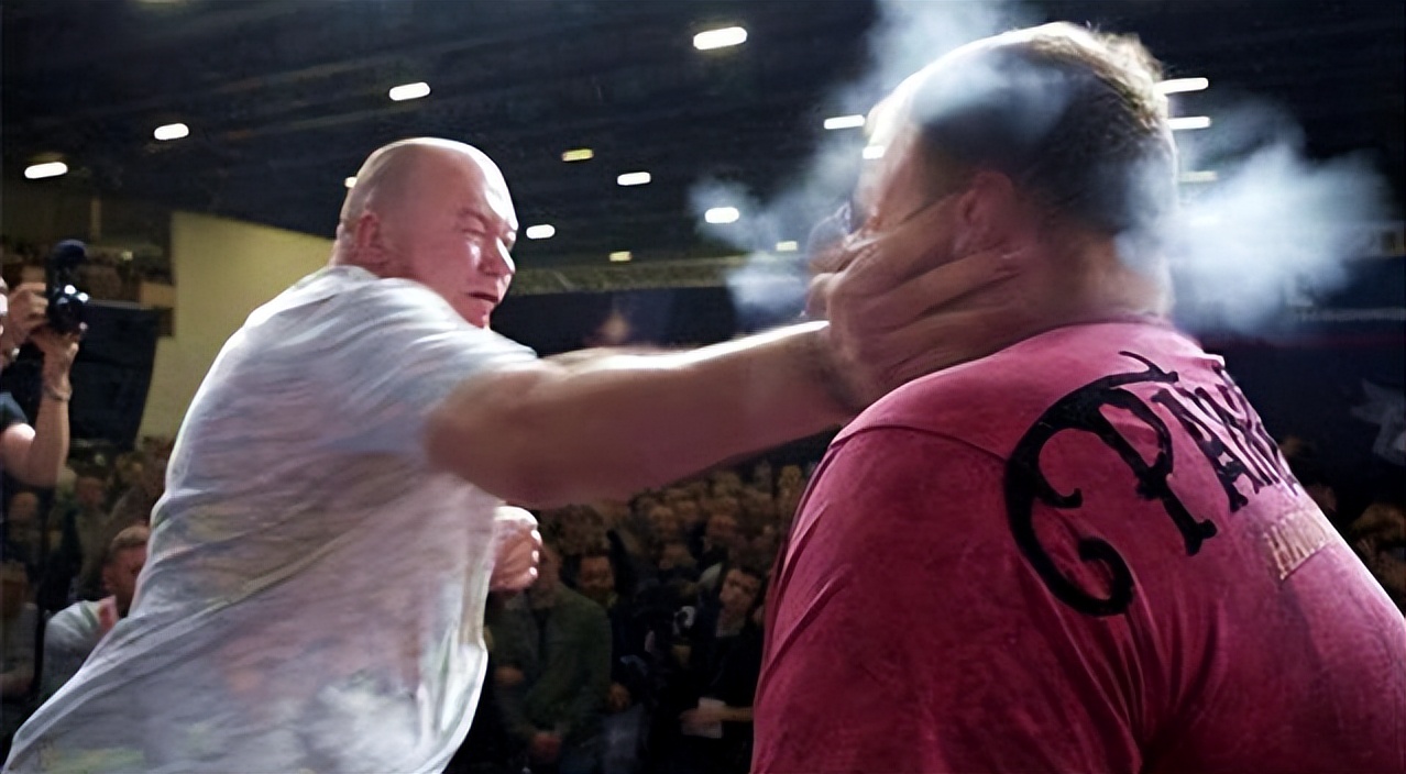 业主打保安索赔11万,业主打保安一个巴掌11万