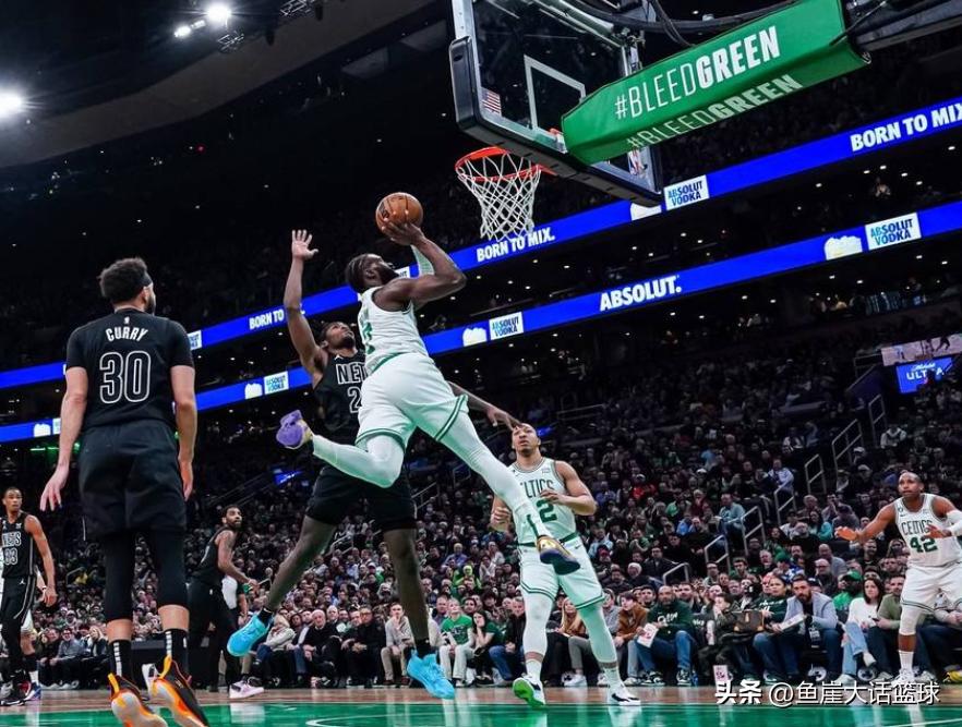 塔图姆29分绿军4比0横扫篮网晋级,塔图姆27分绿军大胜热火扳平比分