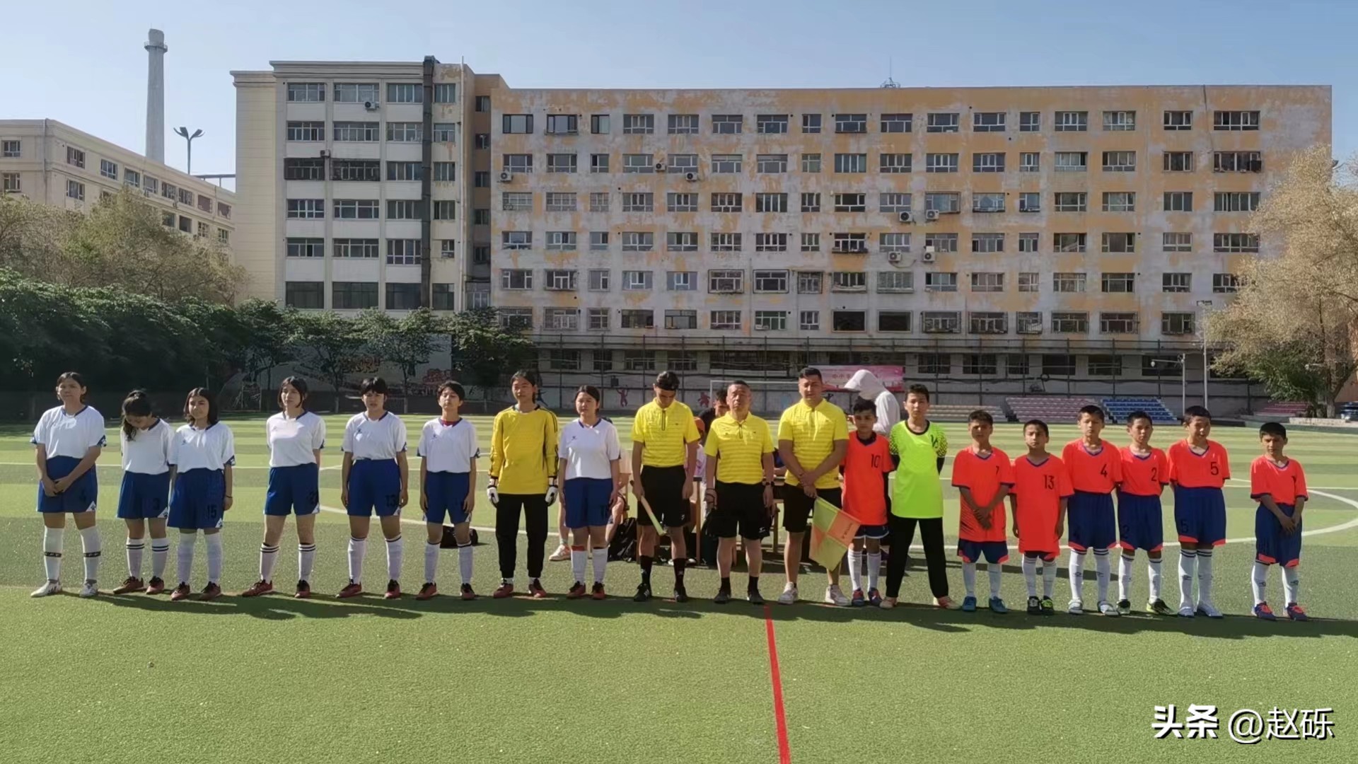 乌鲁木齐中小学足球赛三四轮比赛波澜不惊