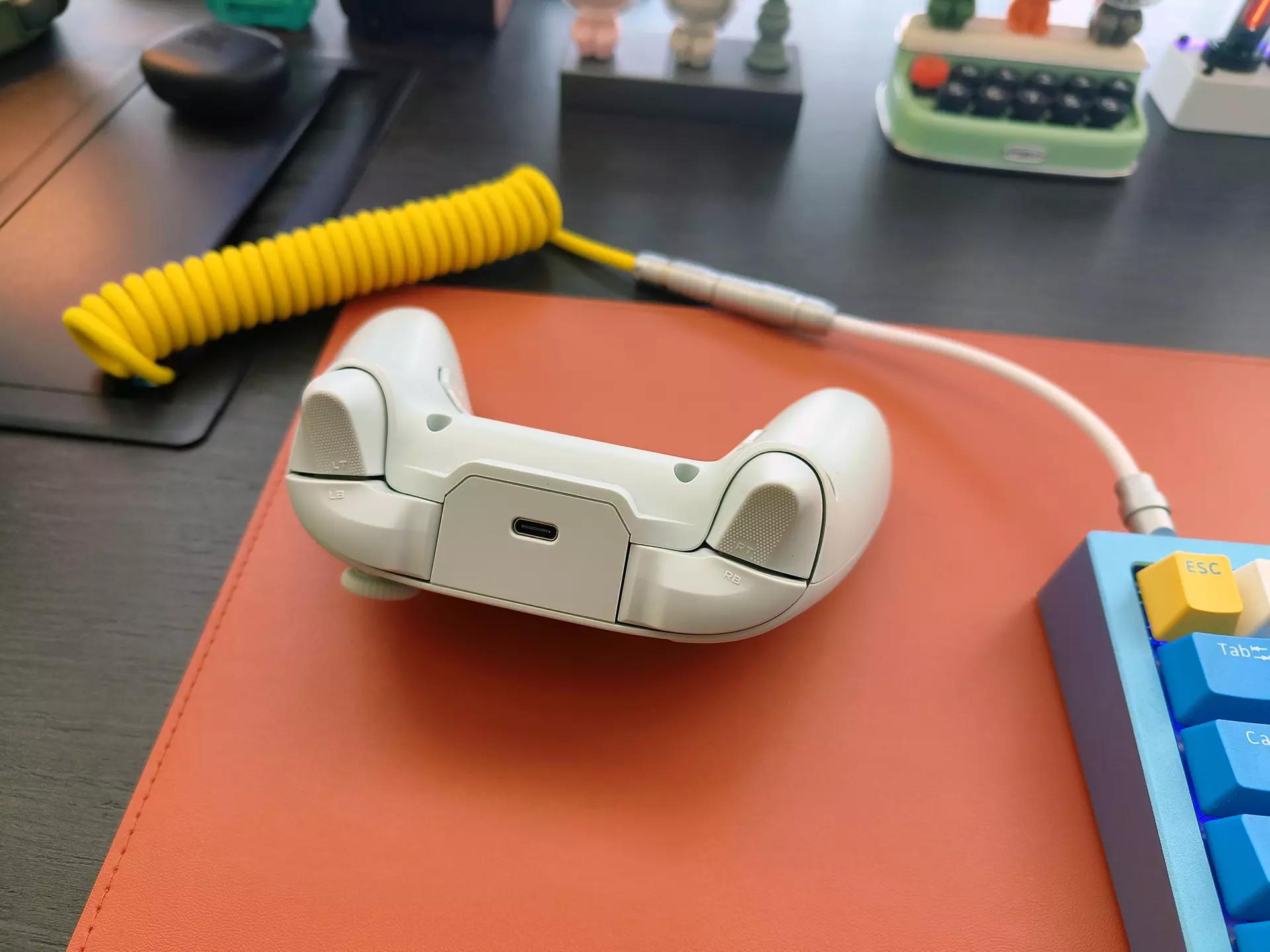 手感绝佳游戏,飞智冰原狼游戏手柄沉浸式开箱