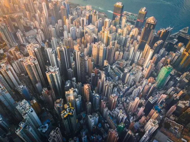 为啥香港依然那么繁华,香港曾经繁华的地方现在什么情况