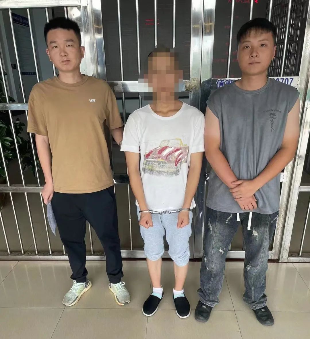 帮助警察破获洗钱案,警方捣毁32人洗钱团伙涉案超200万