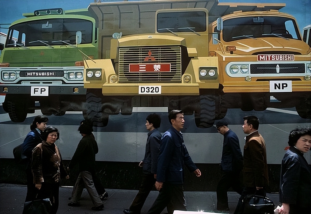 80年代欧美中性风穿搭,复古风穿搭80年代衣服