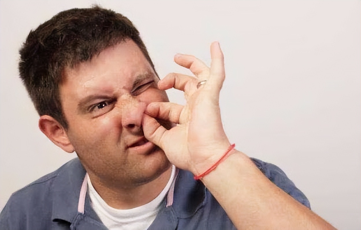 男士鼻毛变白的原因是什么呢,男性的鼻毛旺盛说明了啥