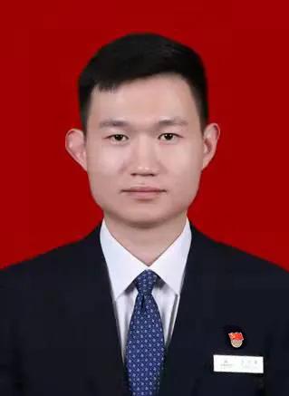 两位“农信达人”分别拿下3000多万的定期存款、36笔*款贷**