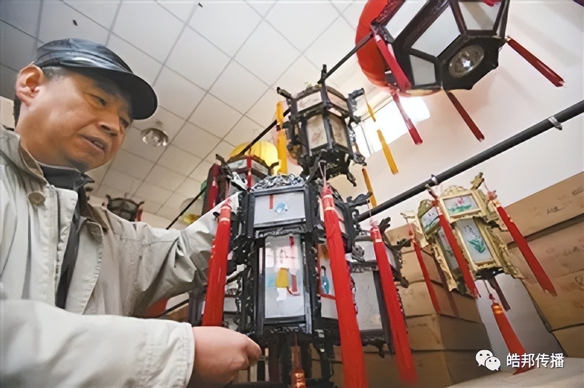70年代童年过年纯手工制作灯笼,传统工艺制作灯笼需要十几道工序
