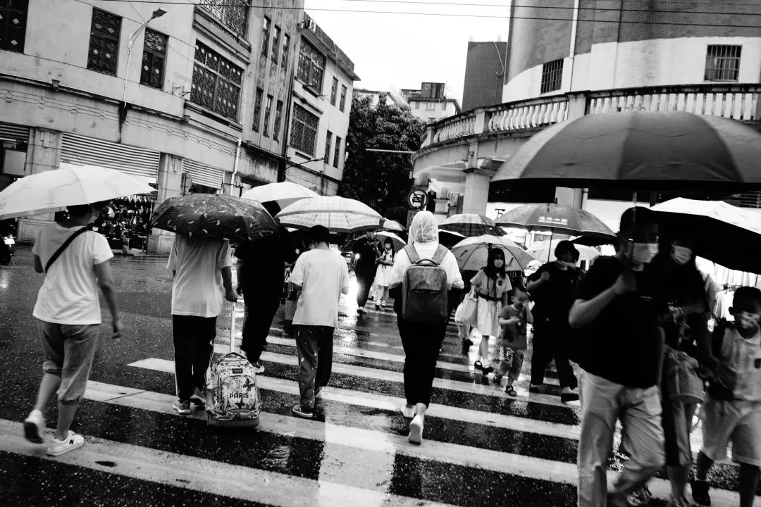 在广州这条街，可以淘到黑胶精神