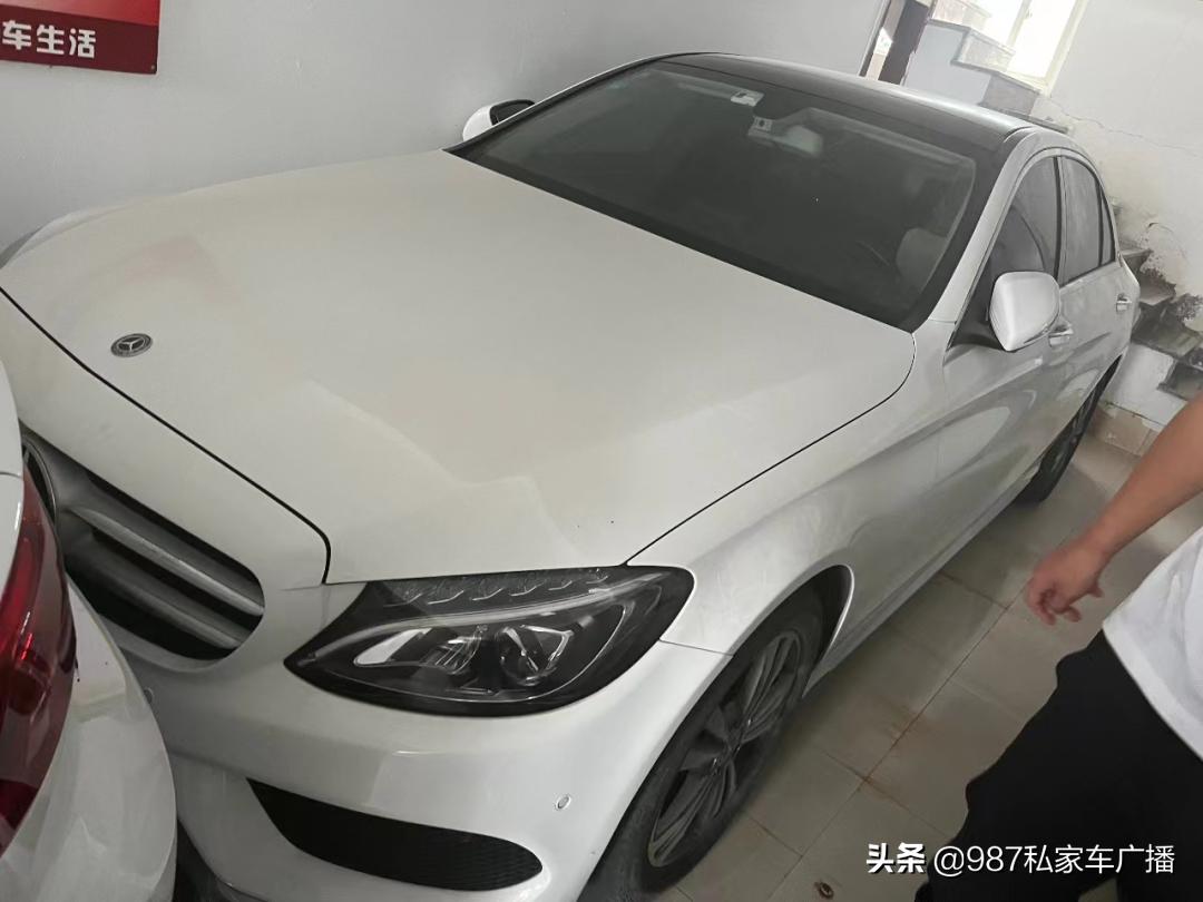 陈先生车被砸,陈先生车子被刮