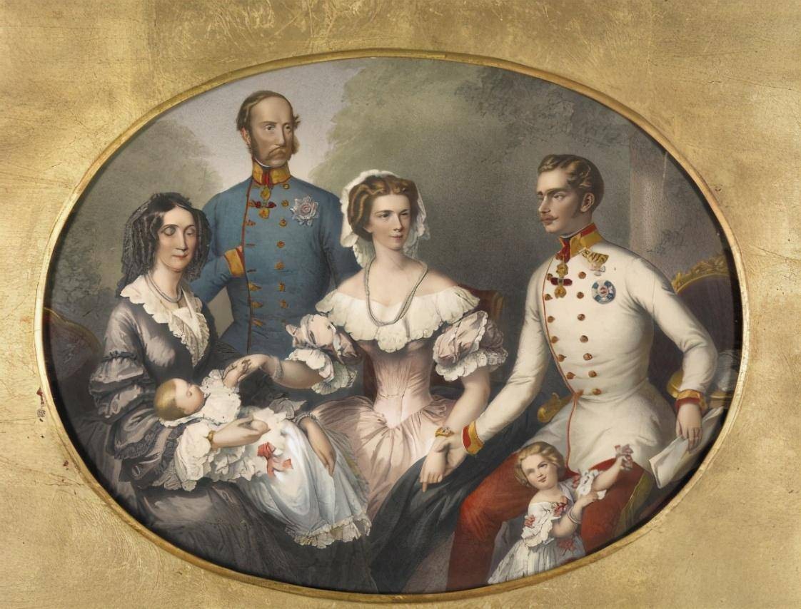 茜茜公主害死女儿,茜茜公主被母亲陷害