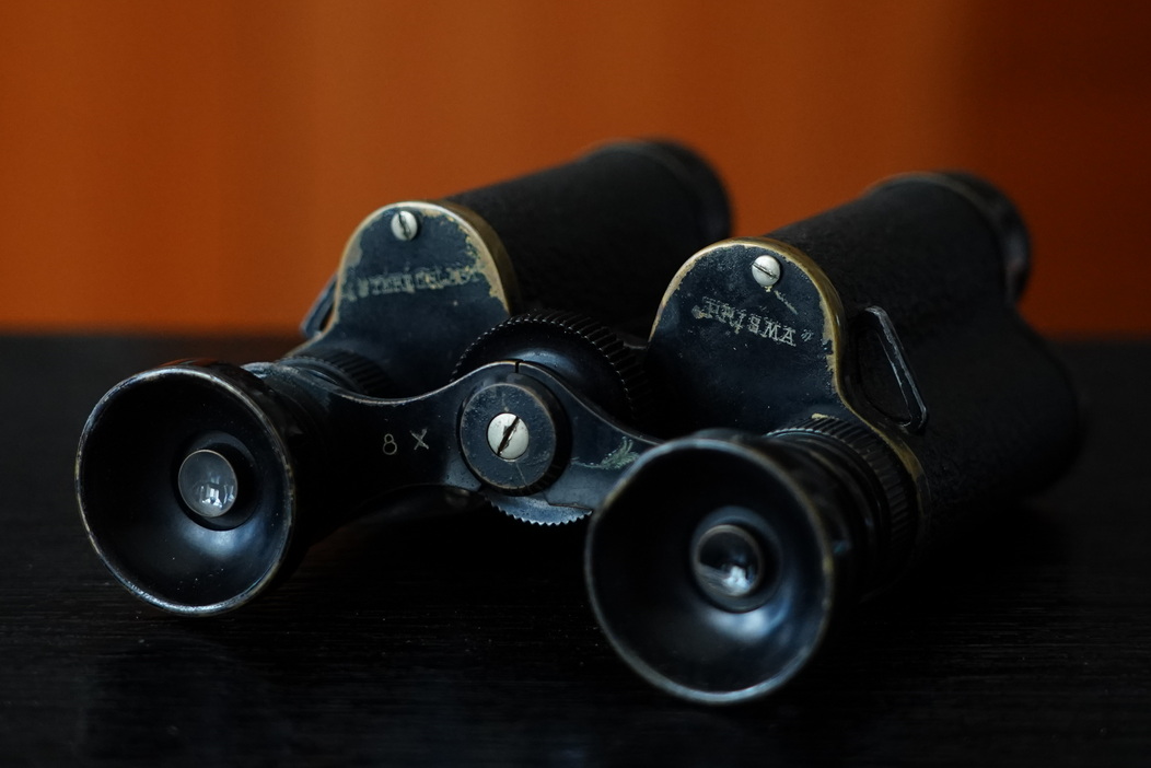 收藏经典望远镜 (古典棱镜望远镜)