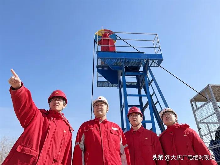 油田新型智能抽油机,松原市智能超长抽油机