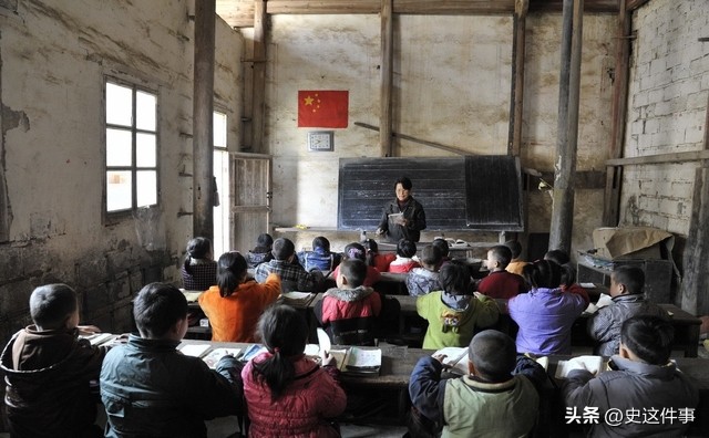 16岁女孩为养家三度卖血,16岁女孩为哥哥卖血上学山东