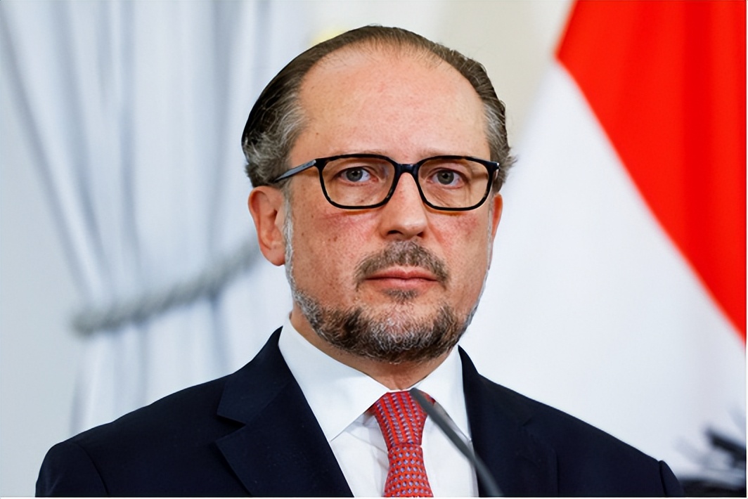 凤凰大参考｜芬兰瑞典加入北约是“违背祖宗的决定”？