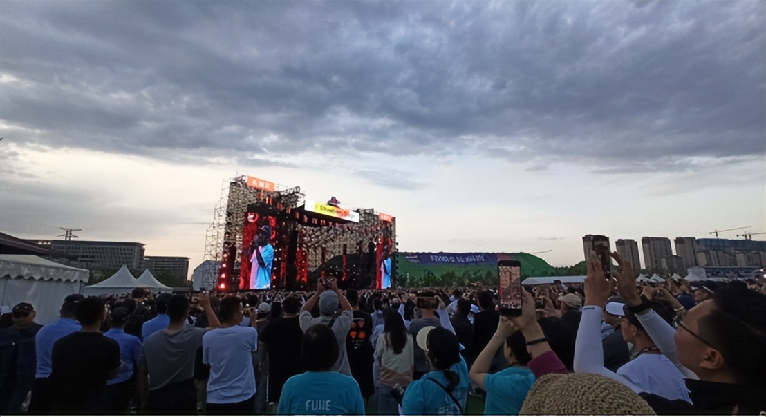 草莓音乐节嗨爆现场,草莓音乐节再度降临上海