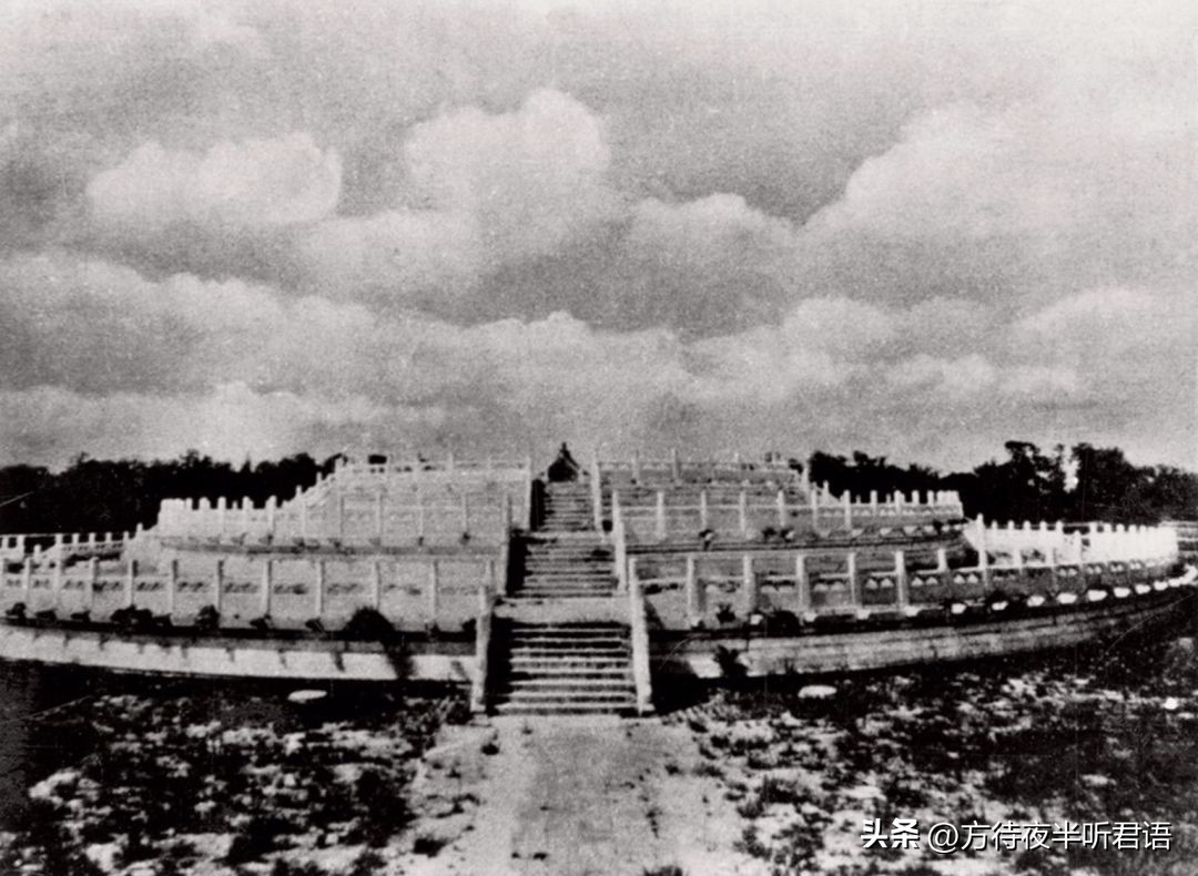 老照片90年代的故宫 (故宫老照片光影百年)