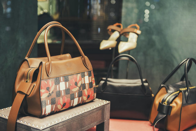 巴黎lv总部为啥不被抢,lv集团危机