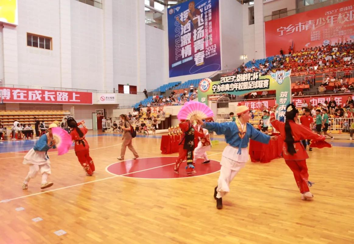 湖南省宁乡市文体中心足球比赛,宁乡文体中心球赛