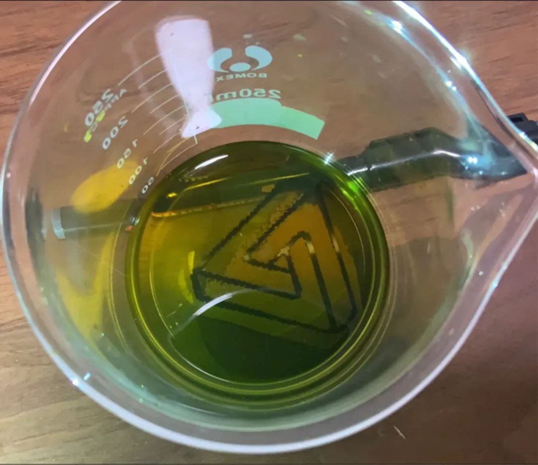 【学园】初中生手做蚀刻片：铜的艺术——化学蚀刻