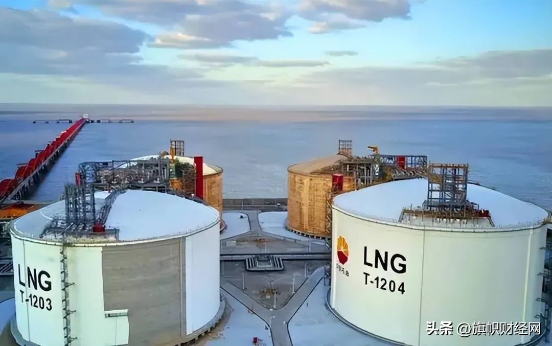 中东富豪为什么要玩足球,阿联酋土豪玩足球