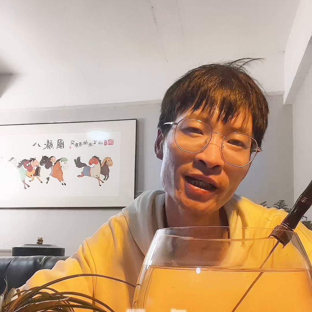 在曲靖你们还用0874座机打电话吗？反季的水果可能贵，...