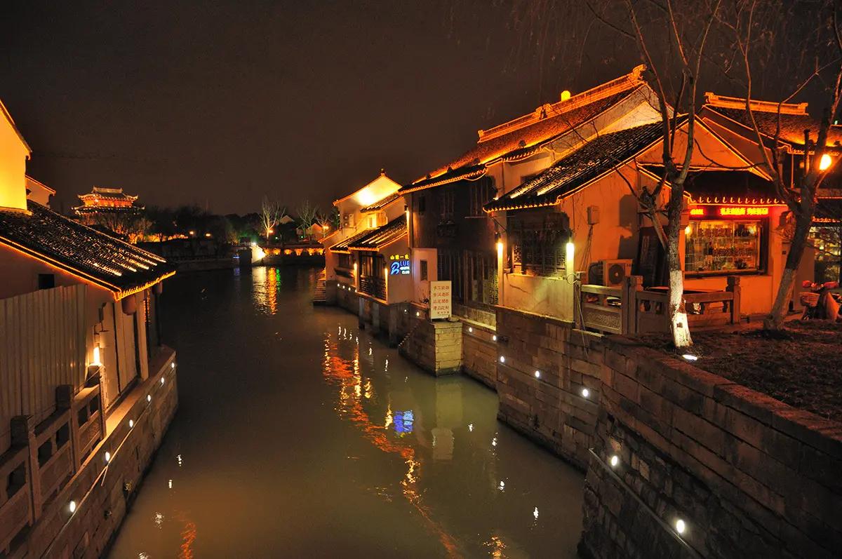 90年代舞厅老板,90年代酒吧老板