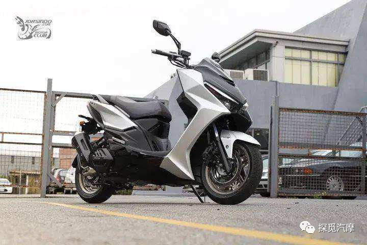 光阳krv180对比三阳drg158,雅马哈nvx155和三阳drg158