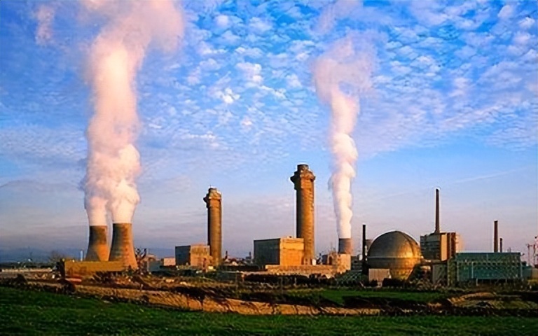 端碗吃饭放下碗就骂娘,端碗吃饭放下筷子骂娘是什么意思