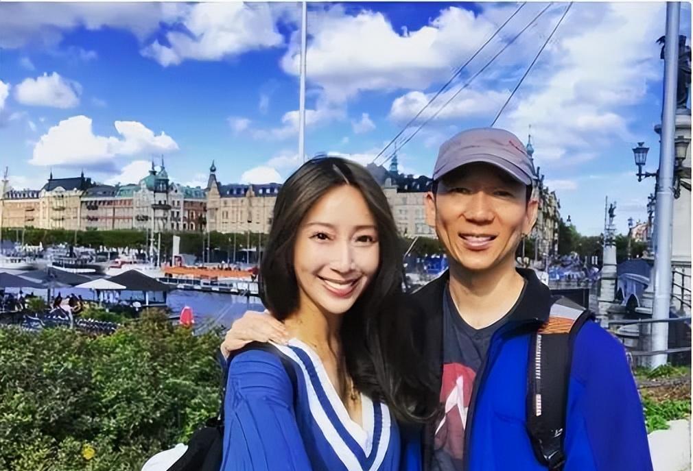 周迅口中的“炒作女王”陷害王心凌,红毯故意“暴露”吸引眼球!