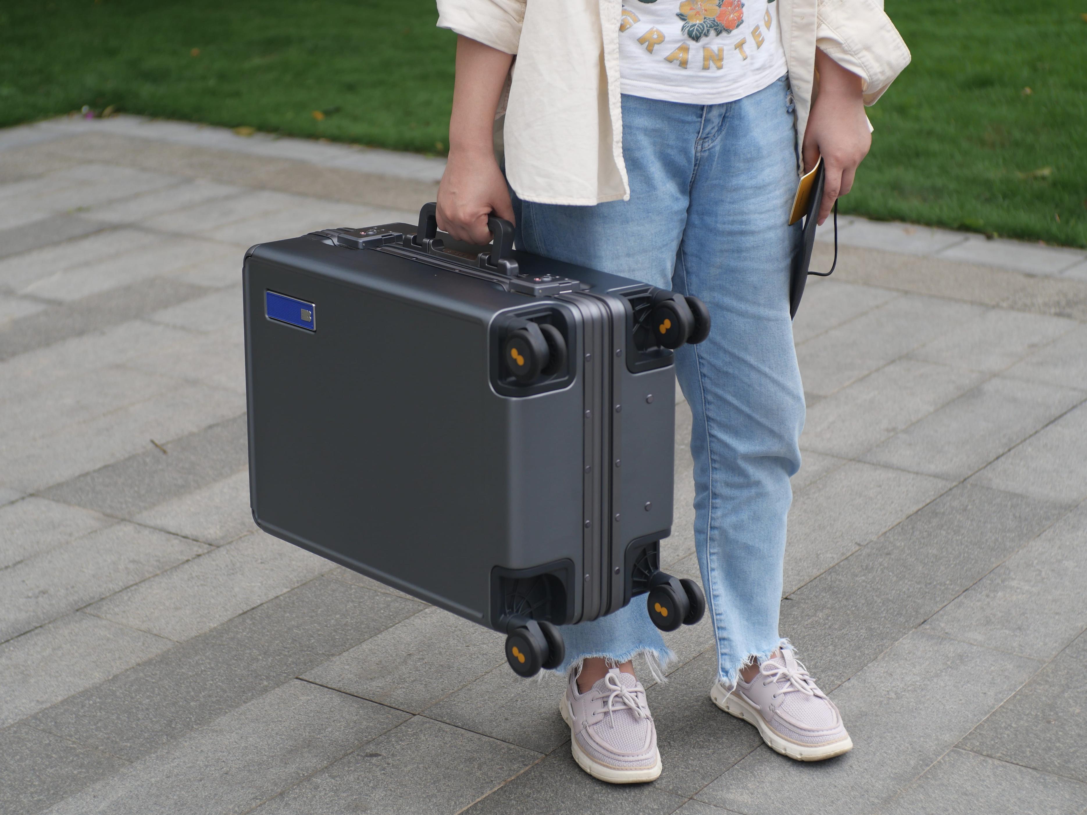 长途旅行买什么旅行箱好,旅行时如何选择合适的旅行箱