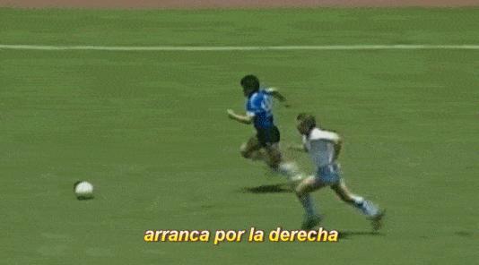 足球史上永不磨灭的马拉多纳传奇,球王马拉多纳对阿根廷的意义