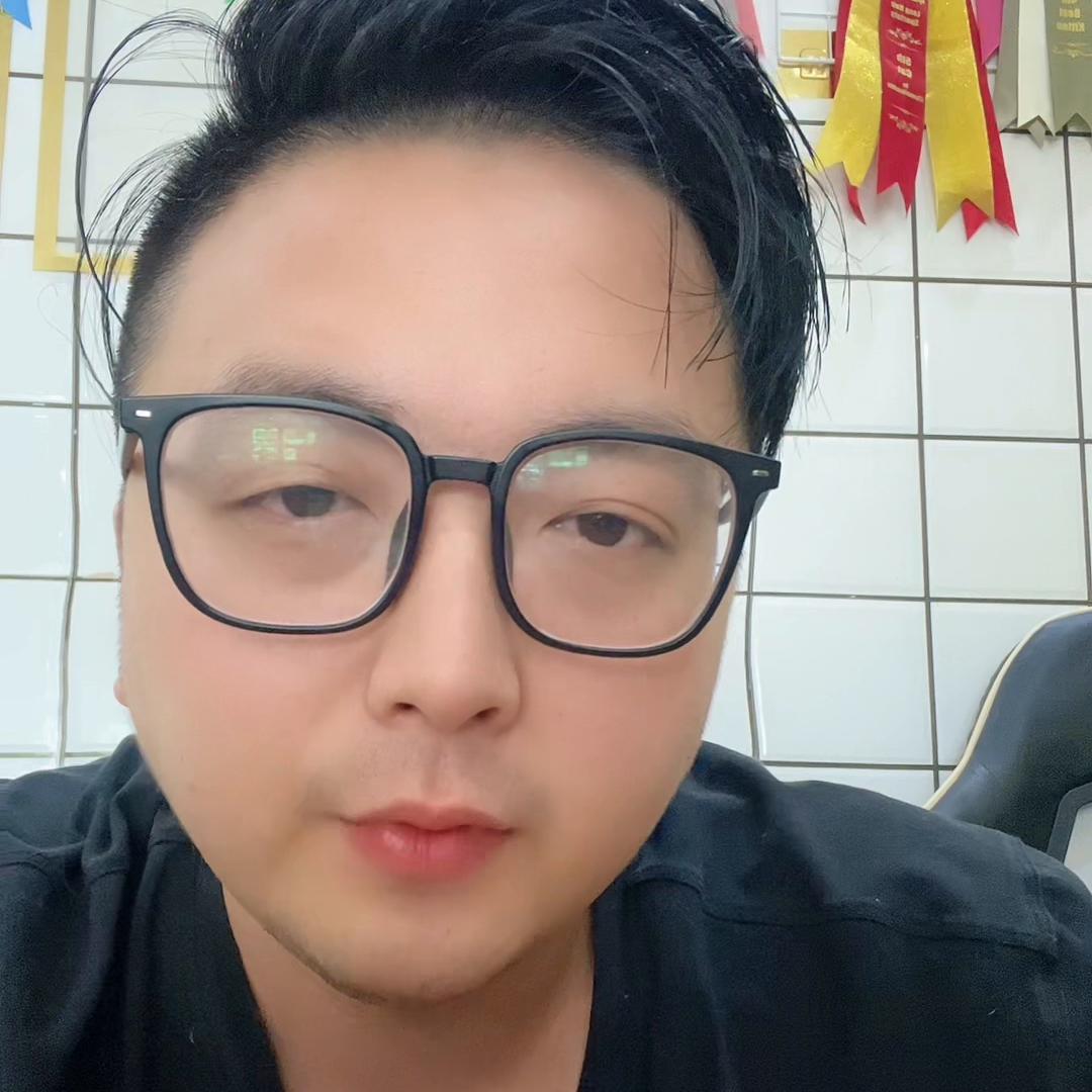 我包猫藓无论你多么难缠,你在我们心目中就是那个带了光环...