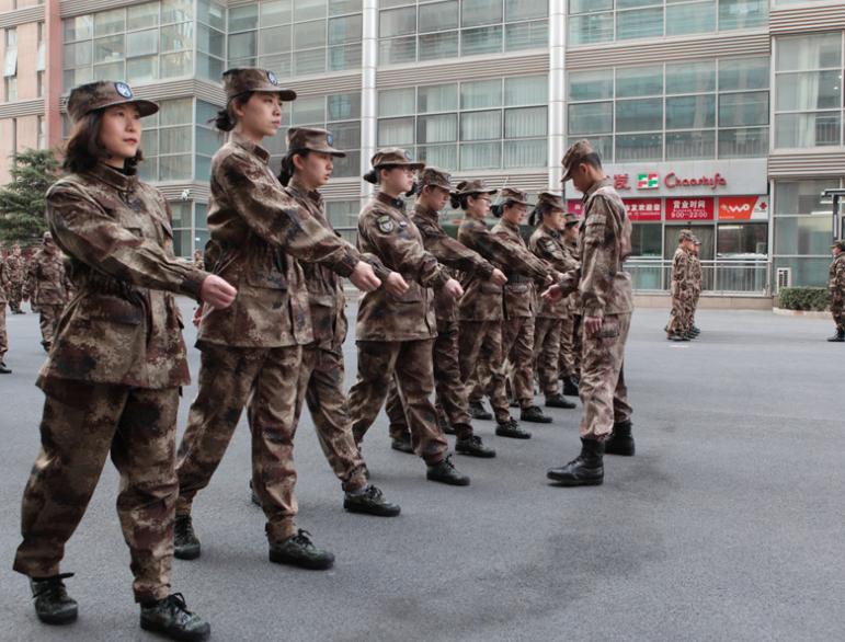 军队文职为什么不建议考,为什么部队文职这么热门