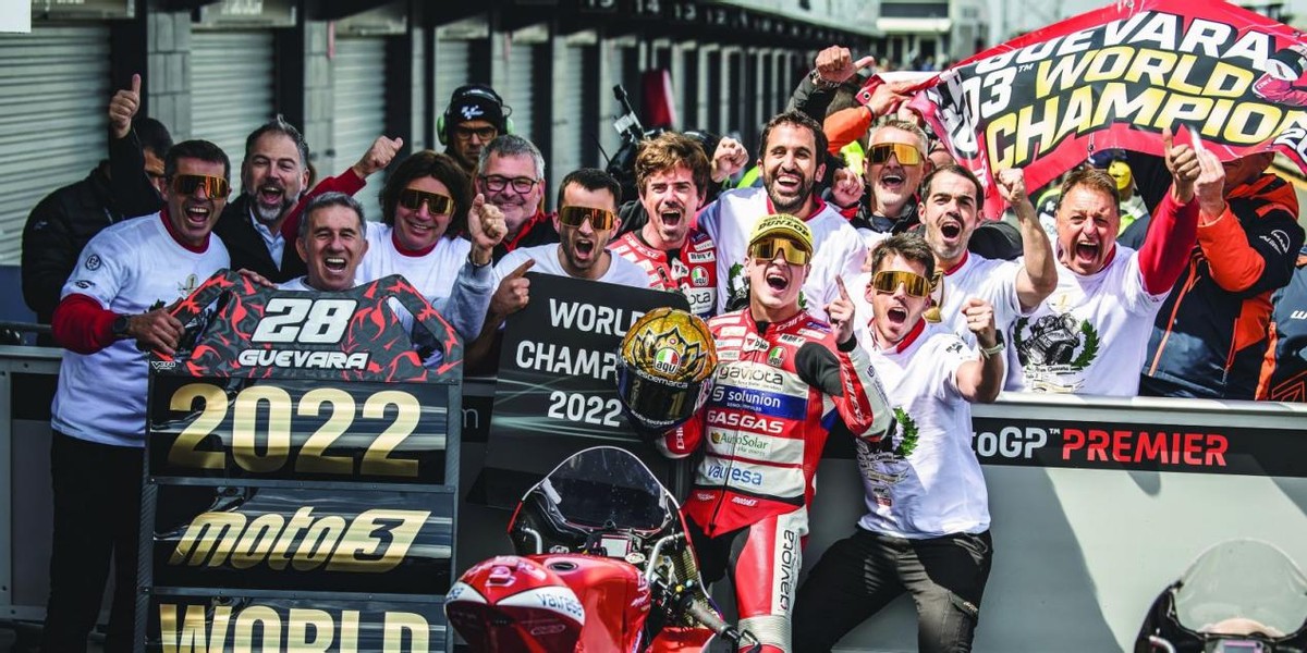 跑了一年的摩托车,moto3赛事的车是春风自己的吗