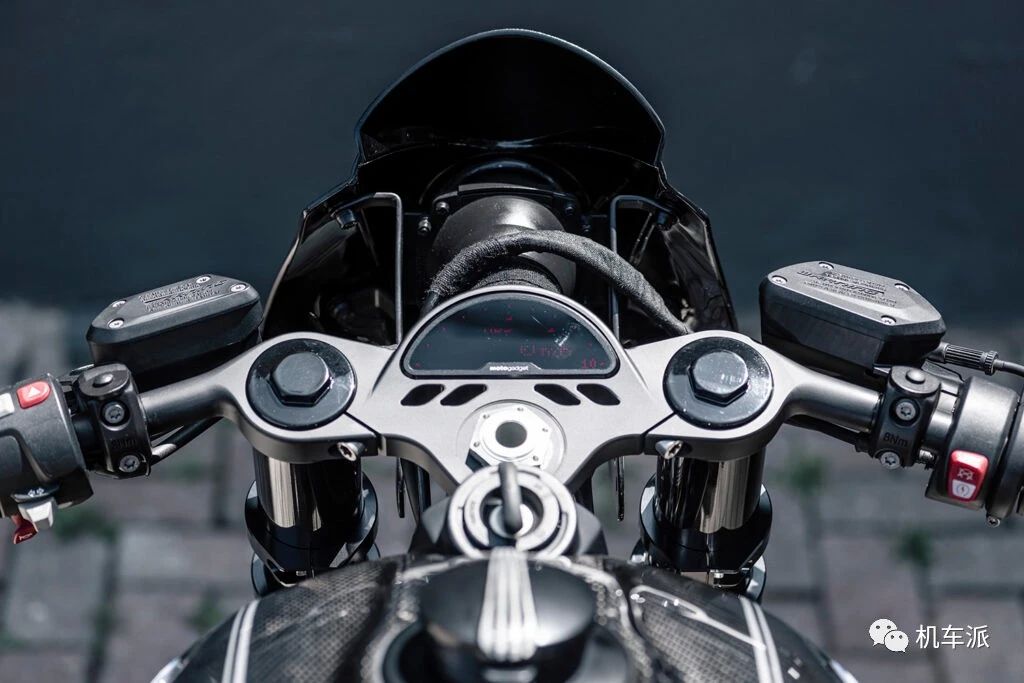 2024宝马拿铁rninet经典款,宝马r-ninet改装