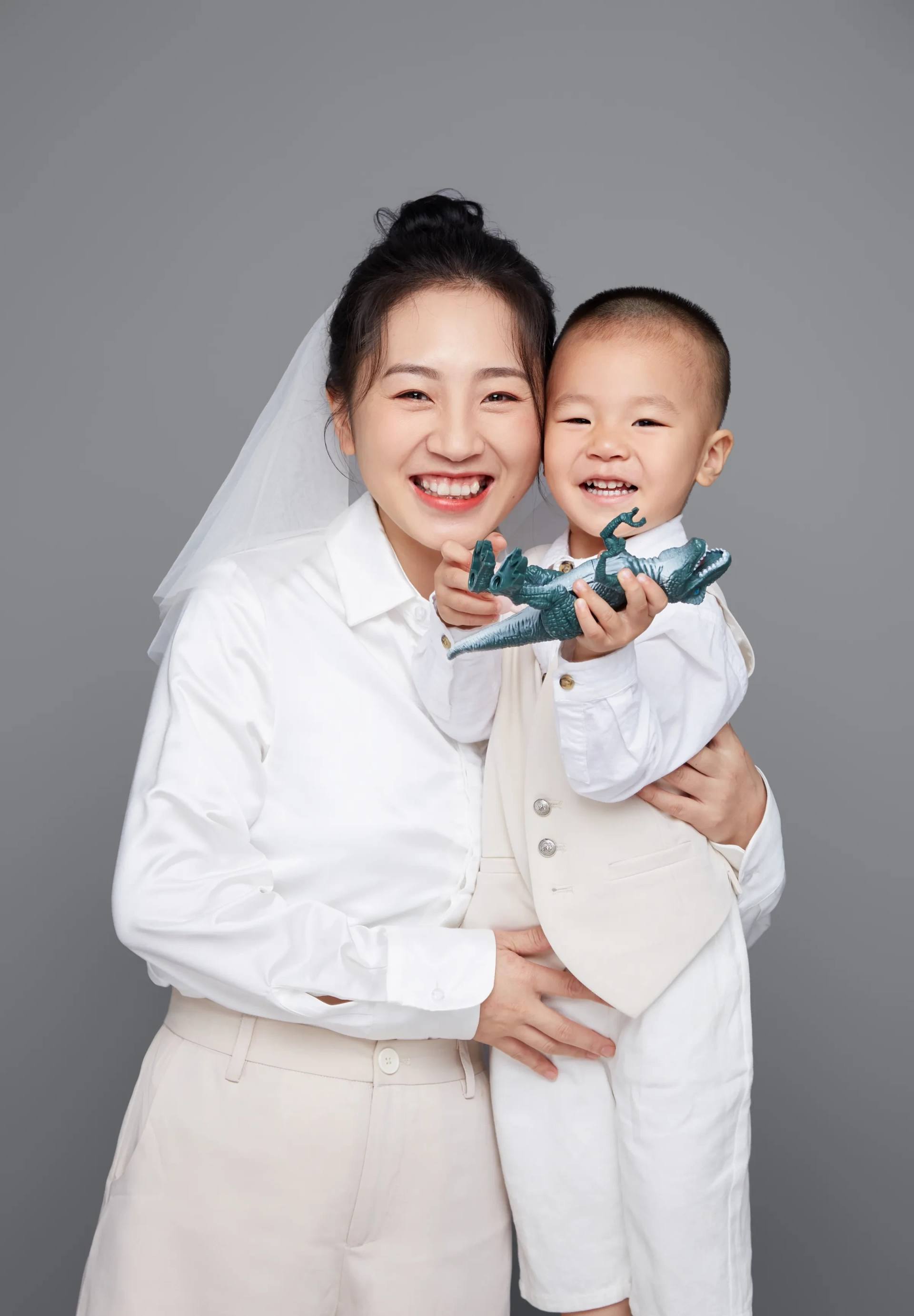 90后夫妻负债150万,江苏女孩负债80万