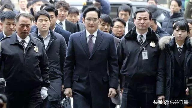 讲韩国军方贪污的电影,韩国历史上的反腐案件