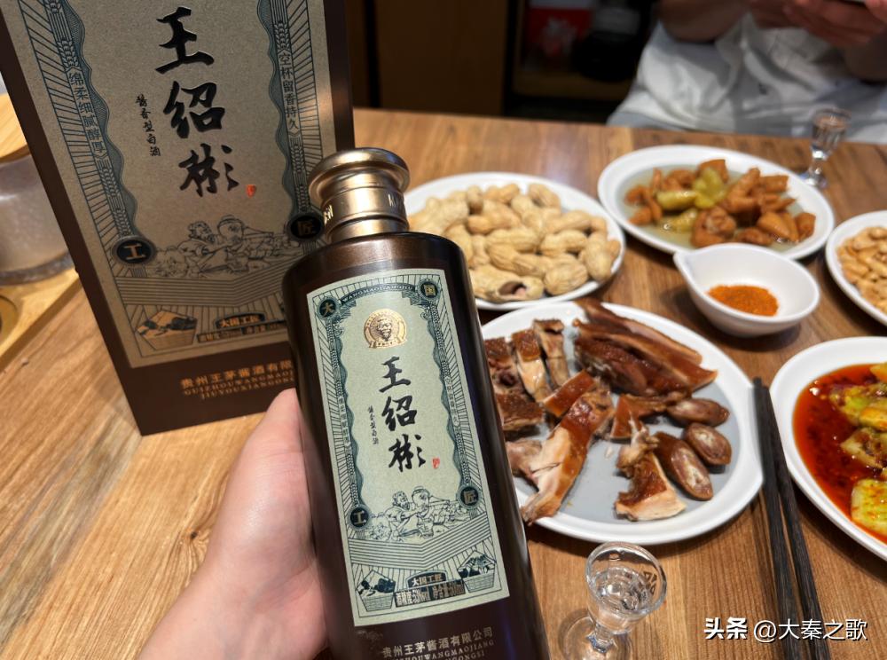 李白为什么能喝十八碗酒,李白当时喝的酒有几度