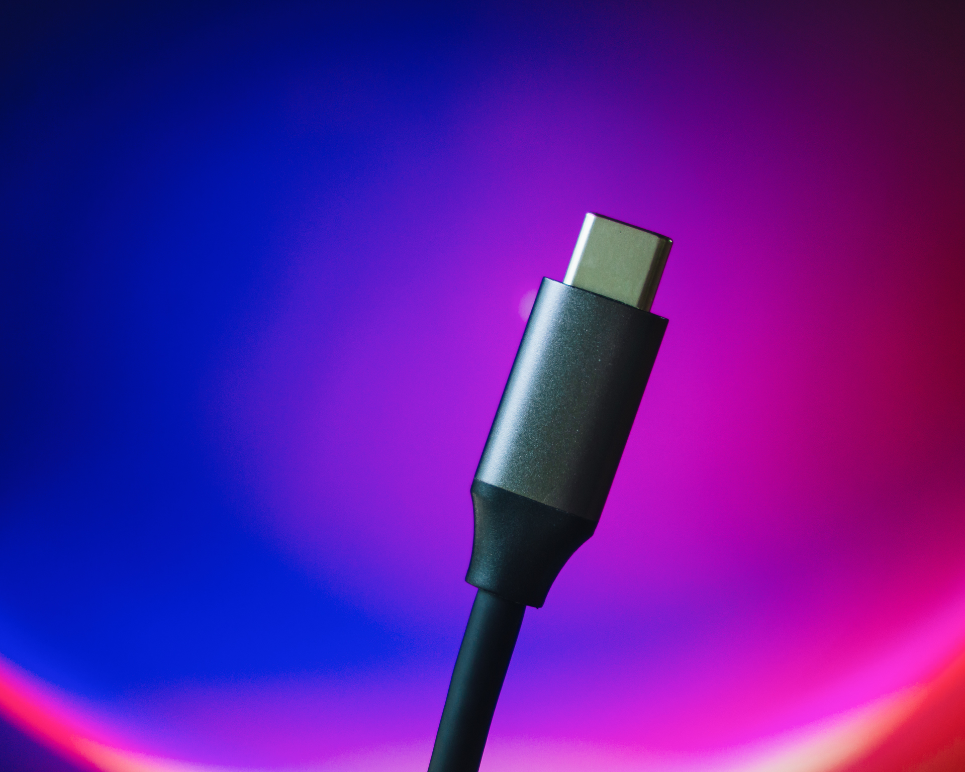 小屏随时变大屏，六大接口超实用，朗科*合六**一扩展坞评测