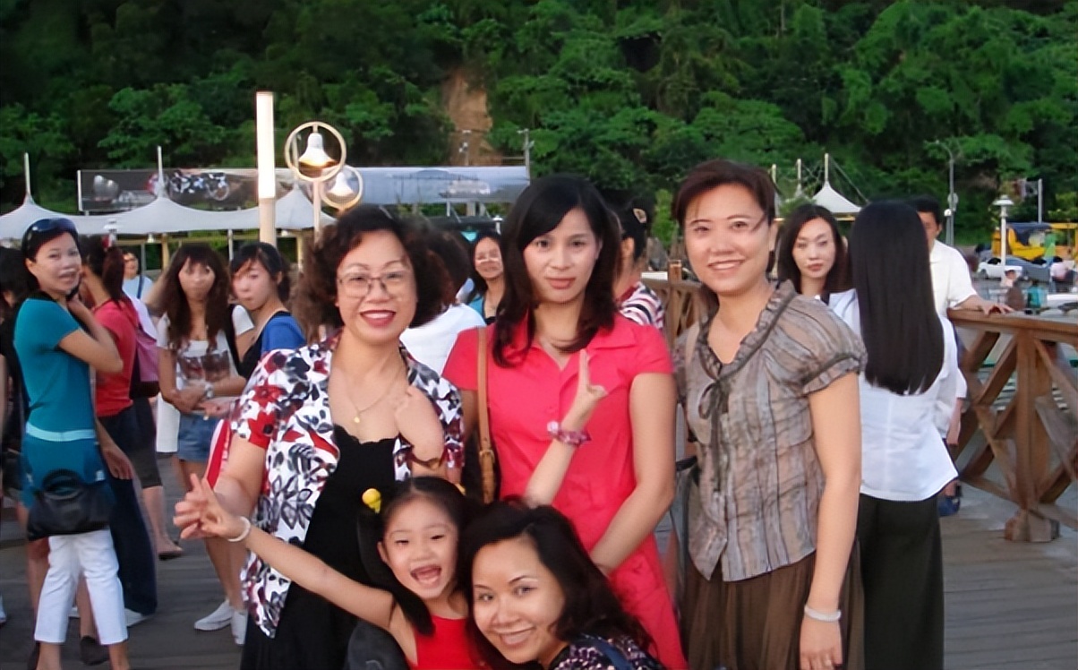 黑龙江戴秀丽,东北女首富戴秀丽