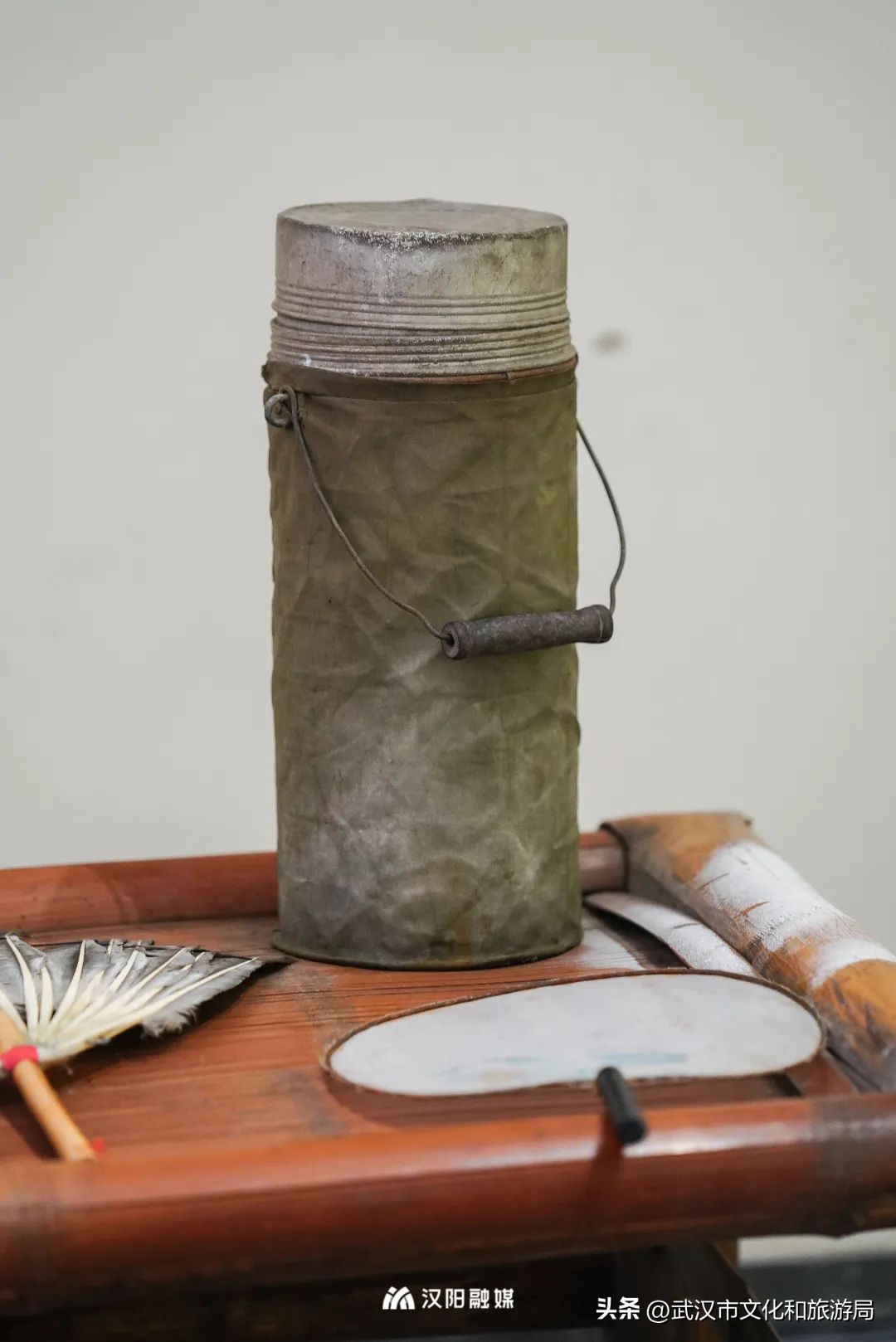 钟家村地铁站墙画,武汉钟家村墙画