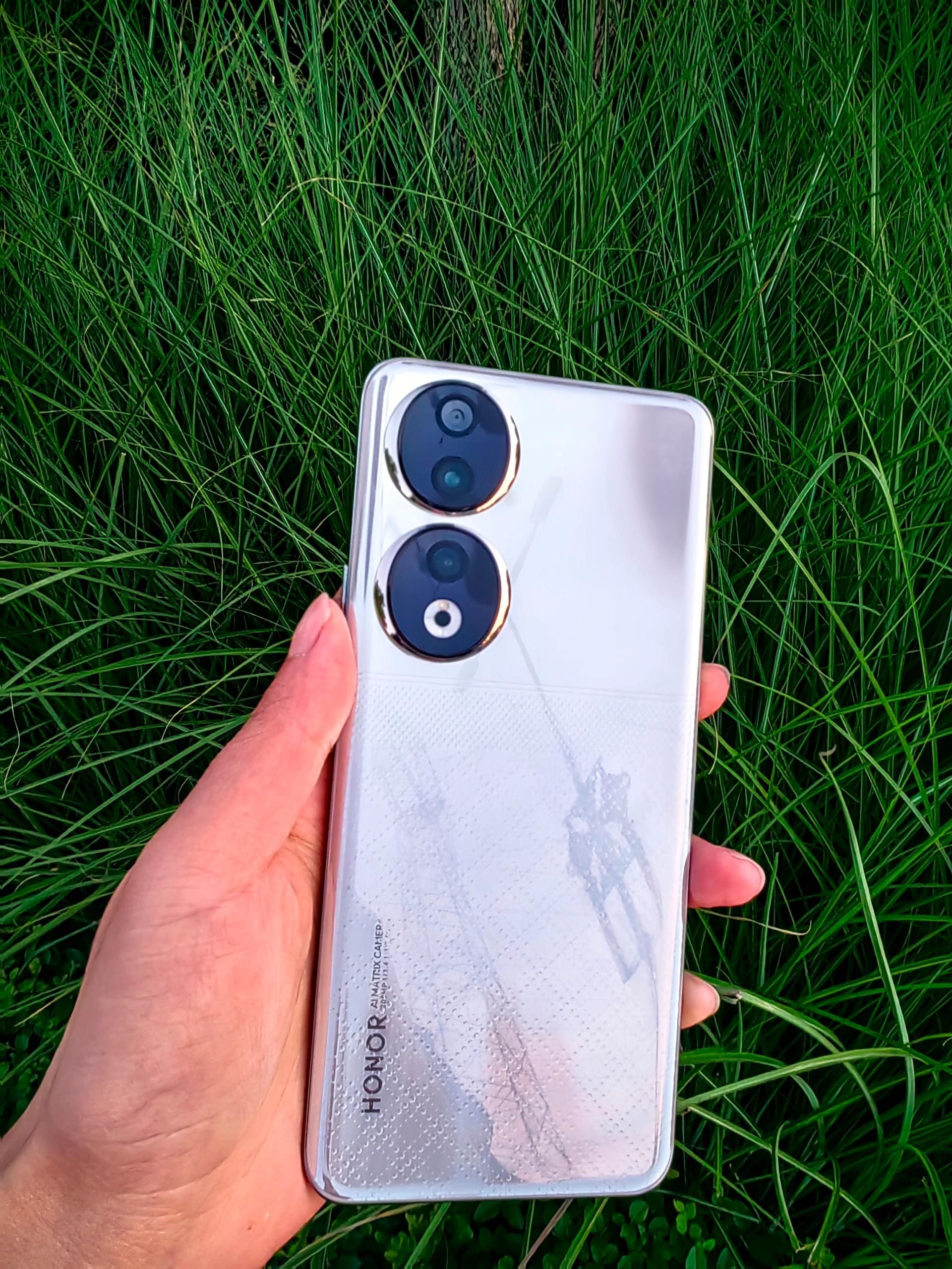 荣耀90相机摄像头,荣耀90系列2亿像素写真相机