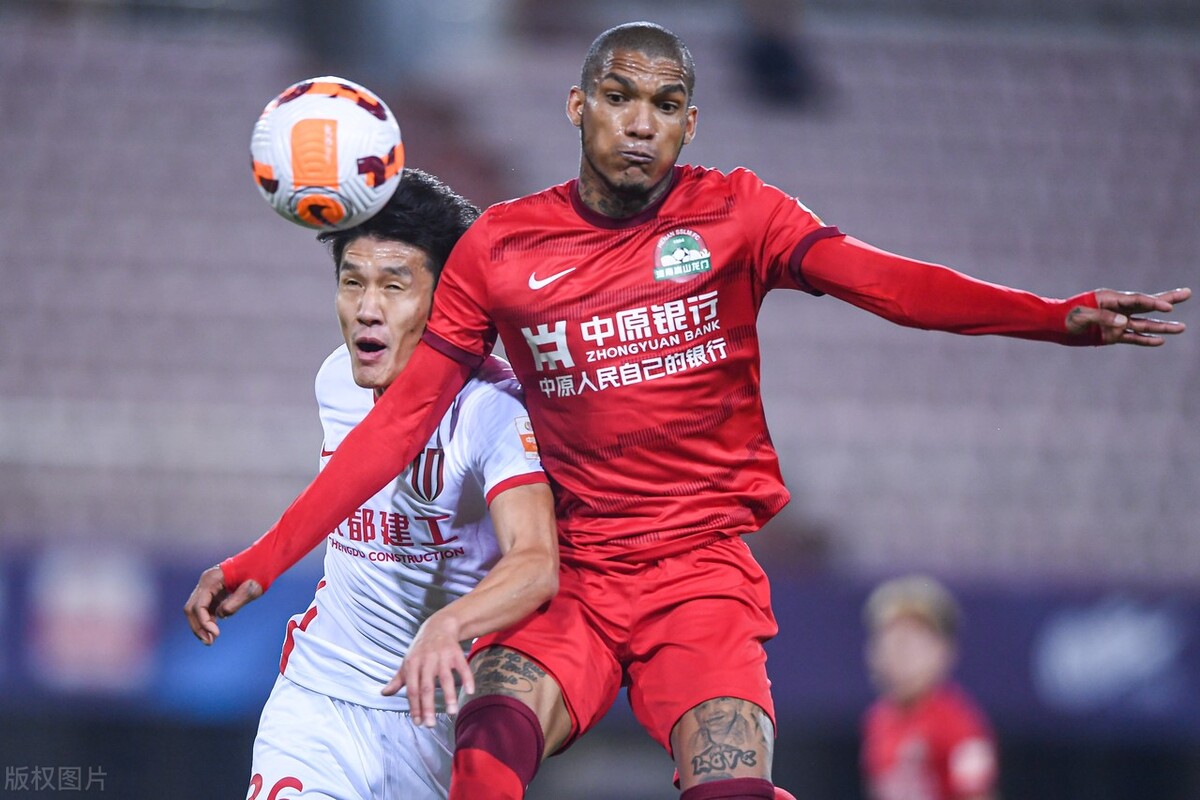 河南足球的溺爱导致卡兰加走到今天，铁血战士最终倒在铜臭之下