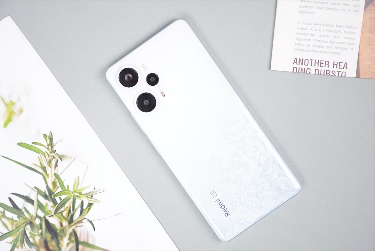 值得入手的3款高性价比手机,这4款性价比高的手机最值得买