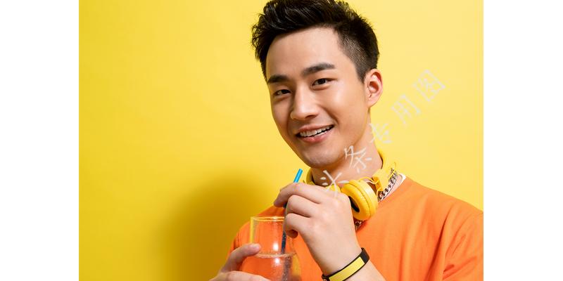 老公每天2点醒了睡不着了,老公每晚沉迷游戏