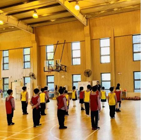 加拿达外国语学校排球队,加拿达外国语学校