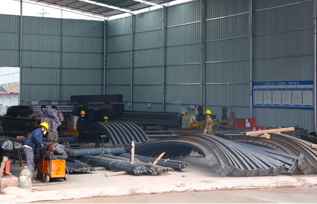 龙兴足球场遛一圈,2022渝北区龙兴足球场视频